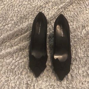 Lauren Blakwell Black Pumps